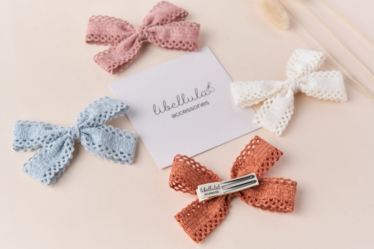 Libellula - Four-Petal Felt Bow Hair Clip