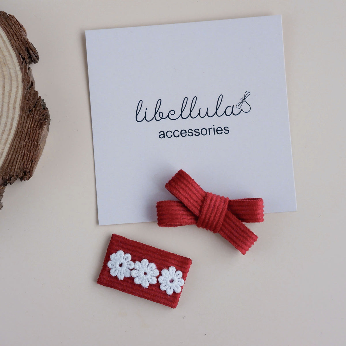 Libellula - Set of 2 Velvet Hair Clips with Crisscross Design